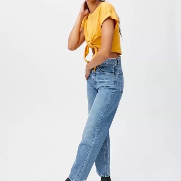 Urban Outfitters Chris Tie-Front Cropped Tee - Picture 3 of 7